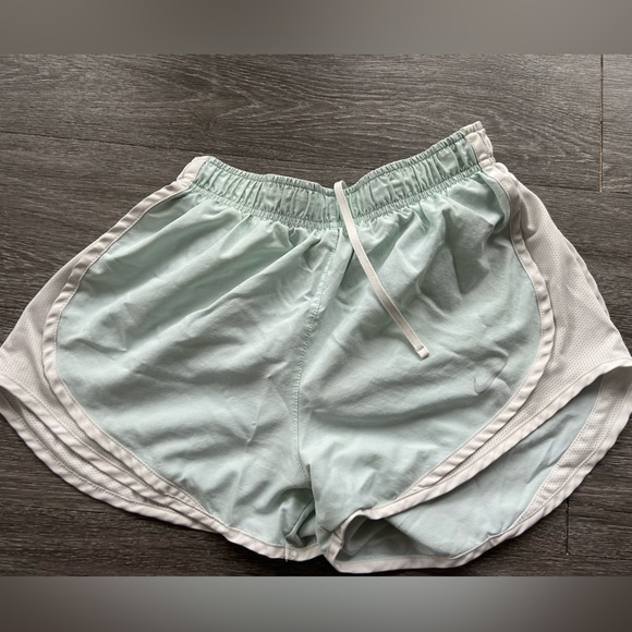 Nike blue and white shorts - Picture 1 of 2